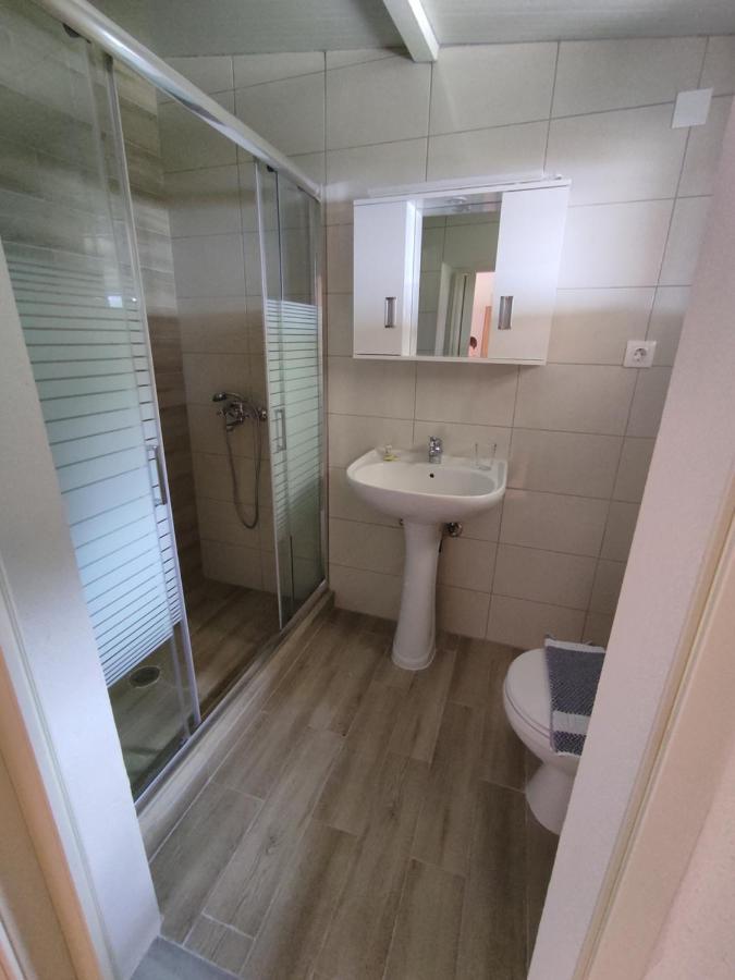 Apartment House Theofilos